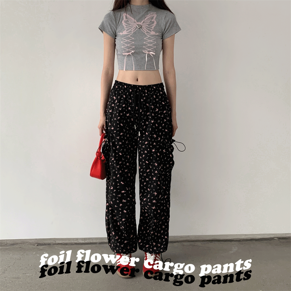 Foil flower cargo pants